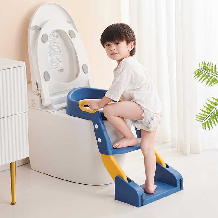 2 in 1 New infantes Folding Baby Potty Leader Training Seat